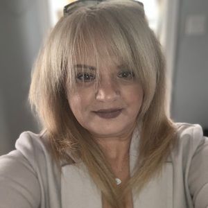 Meet your Posher, Tina